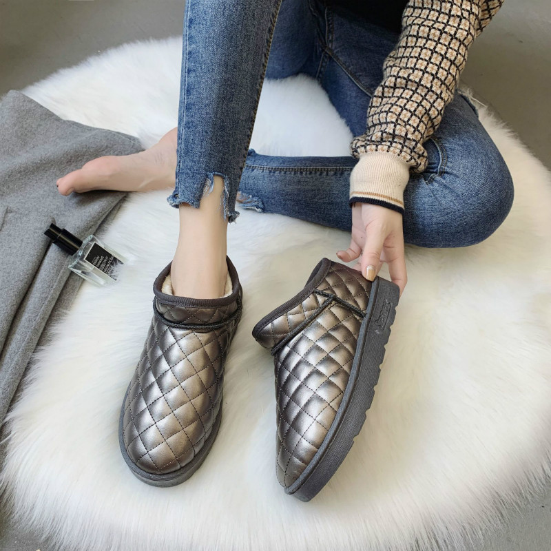 

2020 Women's Snow Boots Winter Warm Boots Thick-soled Cotton Shoes Women Flats Waterproof Non-slip Short Tube Bread Shoes O12-12, Champagne