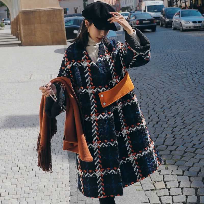 

2020 New Large Size Autumn Winter Woolen Coat Women's Vintage Loose Long Tweed Wool Coats Winter Women Jackets Outerwear N1077, Navy