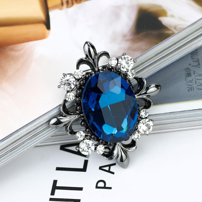 

Fashion Women Big Crystal Flower Brooch Pins Korea Style Jewelry Rhinestone Brooches broches Bridal Wedding banquet Corsage