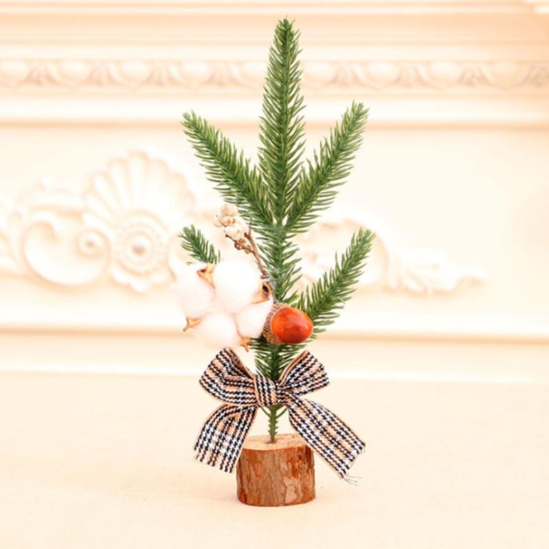 

Mini Artificial Christmas Tree With Red Berries Pine Cone Holiday Tabletop Embellishment Household Small Party Supplies