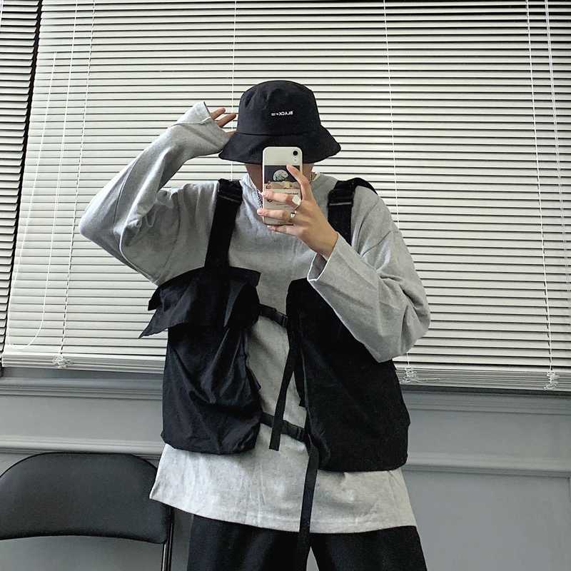 

2020 Winter New Men's Japanese Trend Personality Couple Big Size Harajuku Casual Tactics Dark Function Wind Vest, Black b