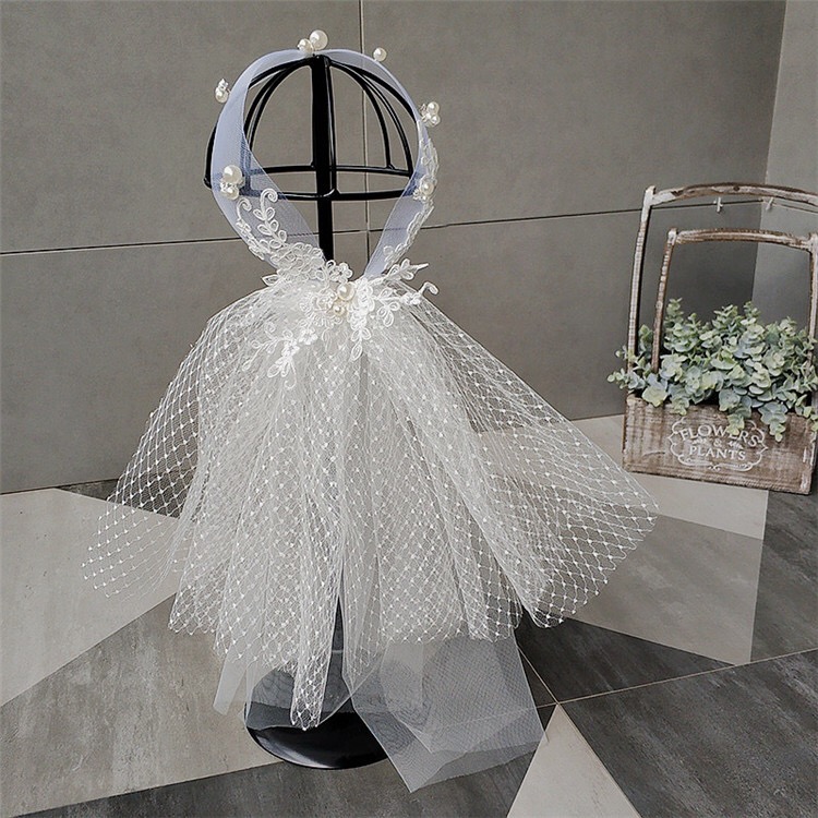 

The latest and most fashionable bridal headwear hair and veil one high-quality pearl zircon soft stretch yarn handmade beading party accesso