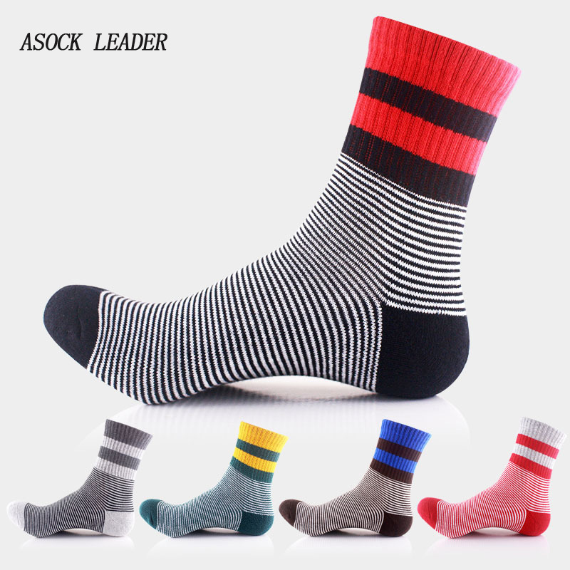 

2020 Spring&Autumn New Men Socks Stripe Fashion Sweat Absorption Breathable Deodorant Socks 5 Pairs/Lot, Green
