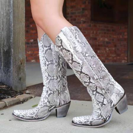 

Autumn And Winter The New Women's boots High boots Low-heeled totem embroidery manual Retro Women's shoes Big size 34-43, White