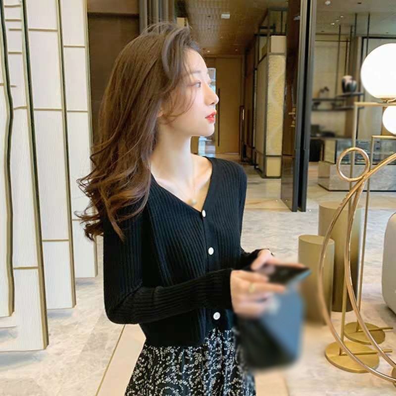 

Women Knitted T-shirt Fashion Wild Solid Color Single-breasted T Shirt V-Neck Long Sleeve Button Loose Casual Tops Cardigan