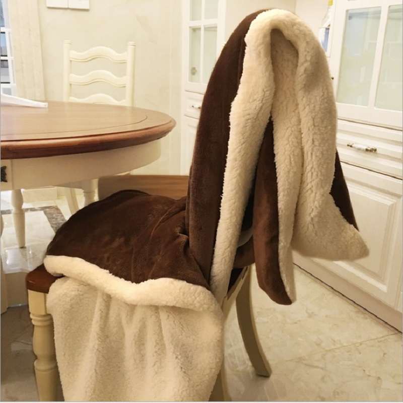 

Double layer warm thick Sherpa Multi-function use blanket Throw sofa cover, it has zip to use as duvet cover