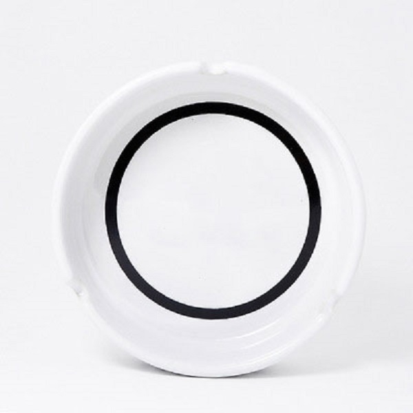 

Luxury Ceramics Ashtray With Classic White/Black Round Ashtray