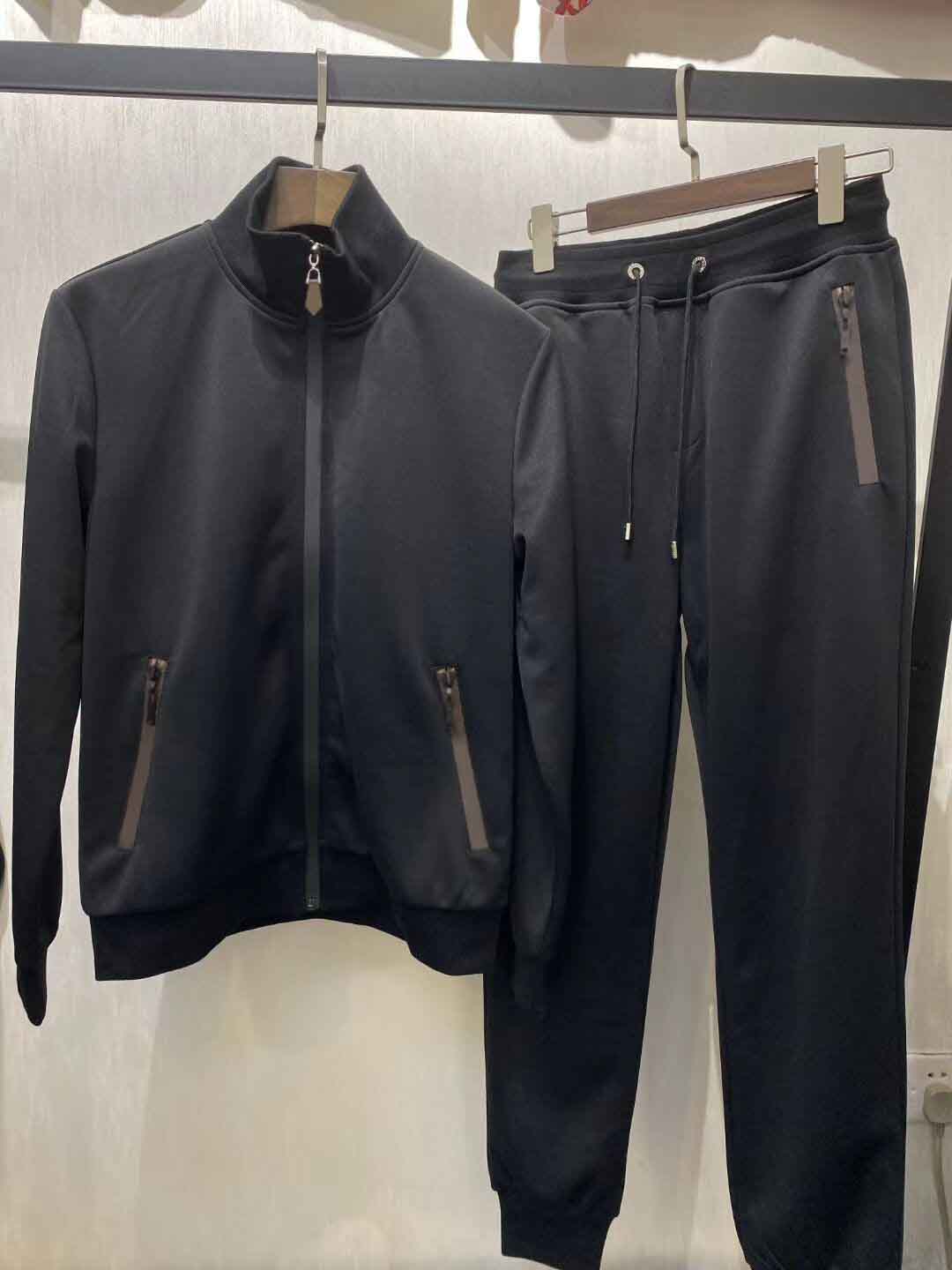 

fashion me longsleeve high quality casual print tracksuit asian size m- black color, 001