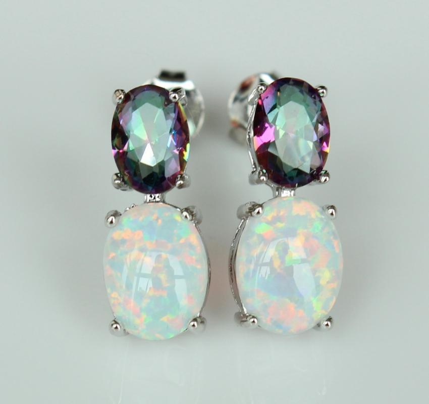 

Stud White Fire Opal Earring With Rainbow Stone For Gift