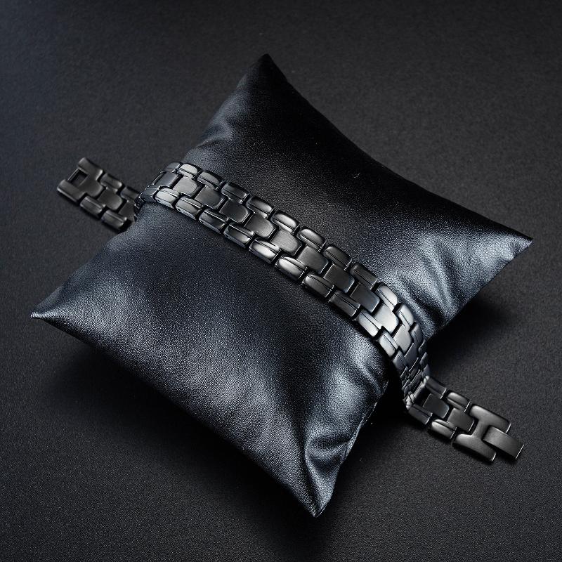 

Men's 13mm Black Heavy Bracelet in Stainless Steel Adjustable Bracelet