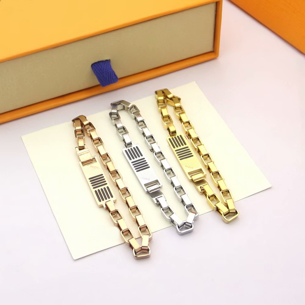 

Europe America Style Men Lady Women Titanium Steel Engraved V Initials Enamel Stripe Squqre Pendant Chain Bracelet 4 Color