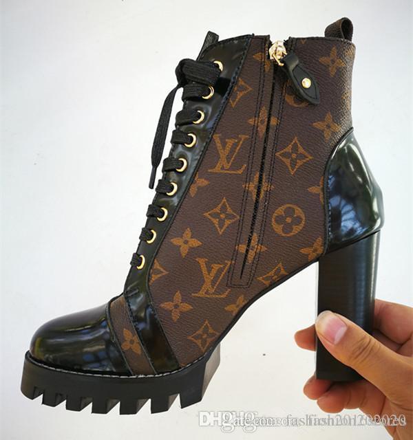 

Branded Women Leather Laureate 5cm Platform Desert Boot Designer Chunky Ankle Canvas Boots Box Packing Size EU35-41