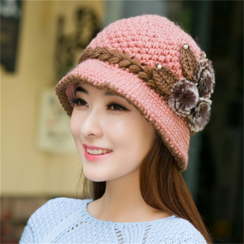 

New Warm Hat Winter Women Flower Hairball Earmuffs Wool Cap Knitted Hats Female Autumn Winter Fashion Beanies Hat Wholesale, Red