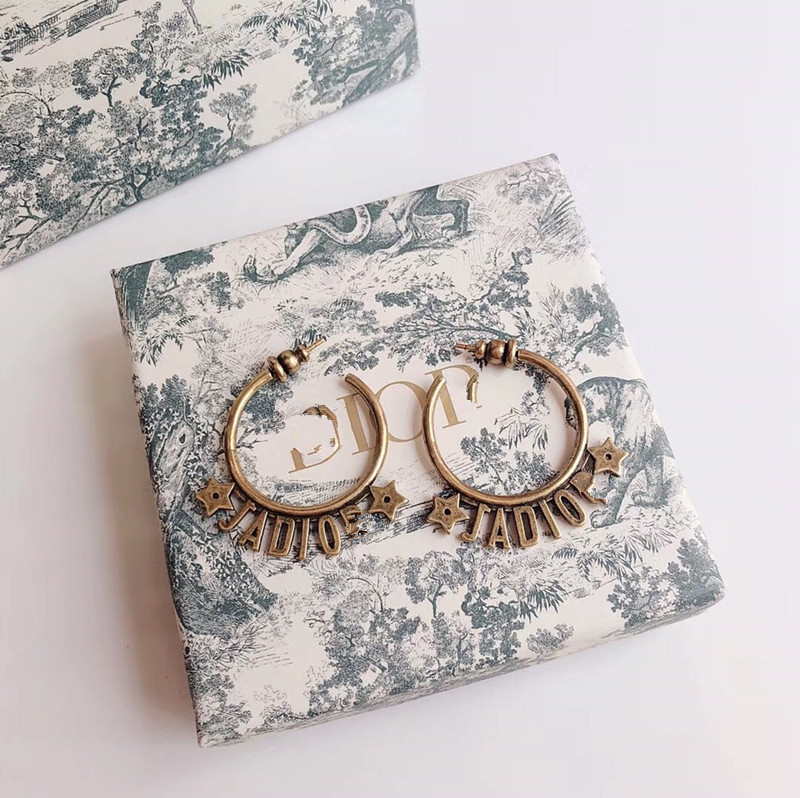 

D Jia ja star letter 925 silver needle women's earrings ear ring accessories High version allergy prevention, White;black