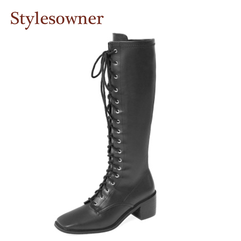 bottes lacets devant homme