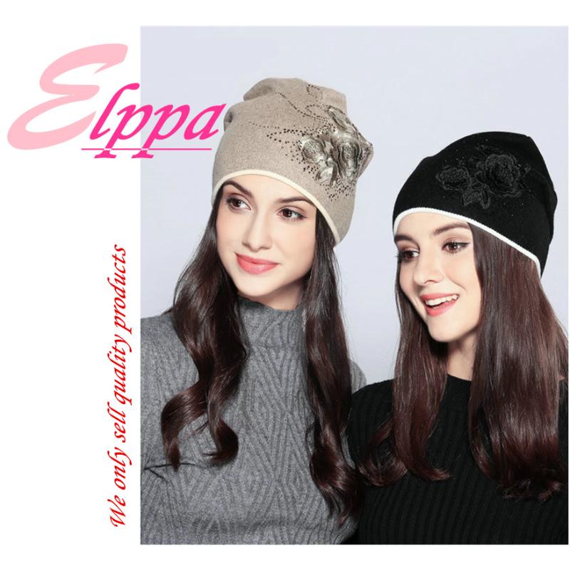 

Women autumn and winter wool embroidered rhinestone knitting hat lady outdoor keep warm breathable comfortable anti-pilling hat, White