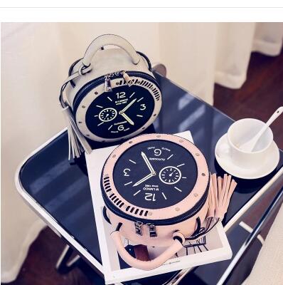 

Hot-selling 2020 new female bag tassel stylish small round bag watch shiny oblique ku mini round portable across packages, Black