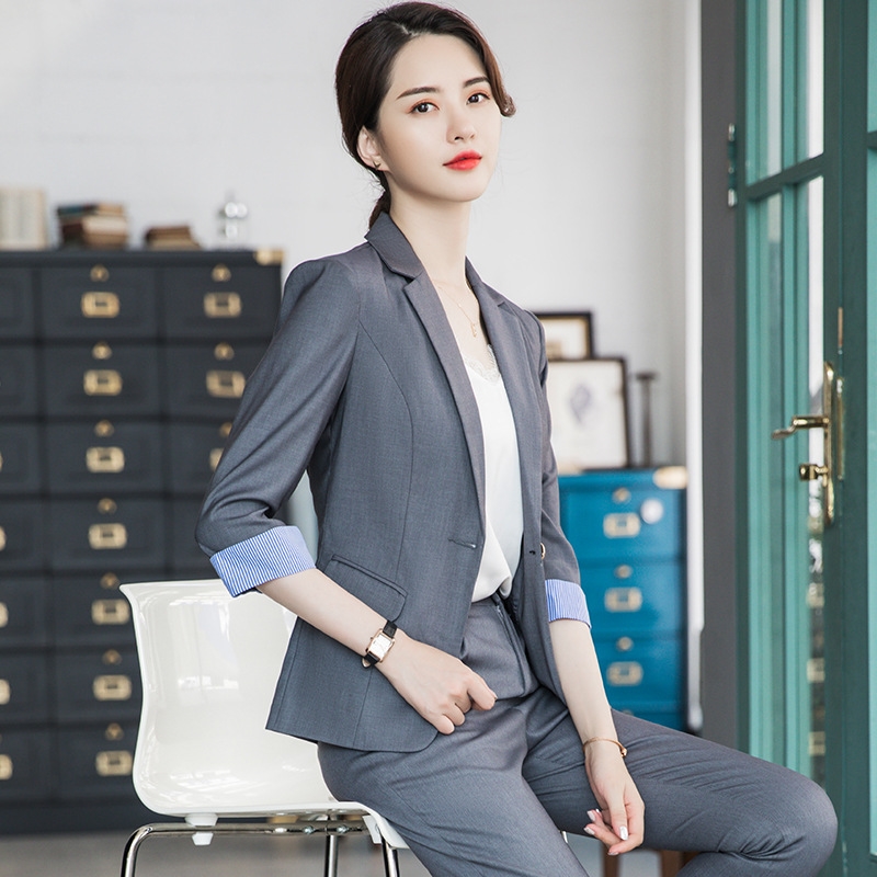 slimming business attire