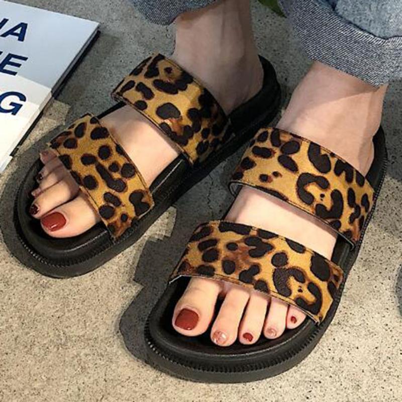 

2020 women Flats Sandals Women Rome Leopord platform Slippers Outside Flat Shoes Fashion casual Beach Flip Flops kl437, Leopard print