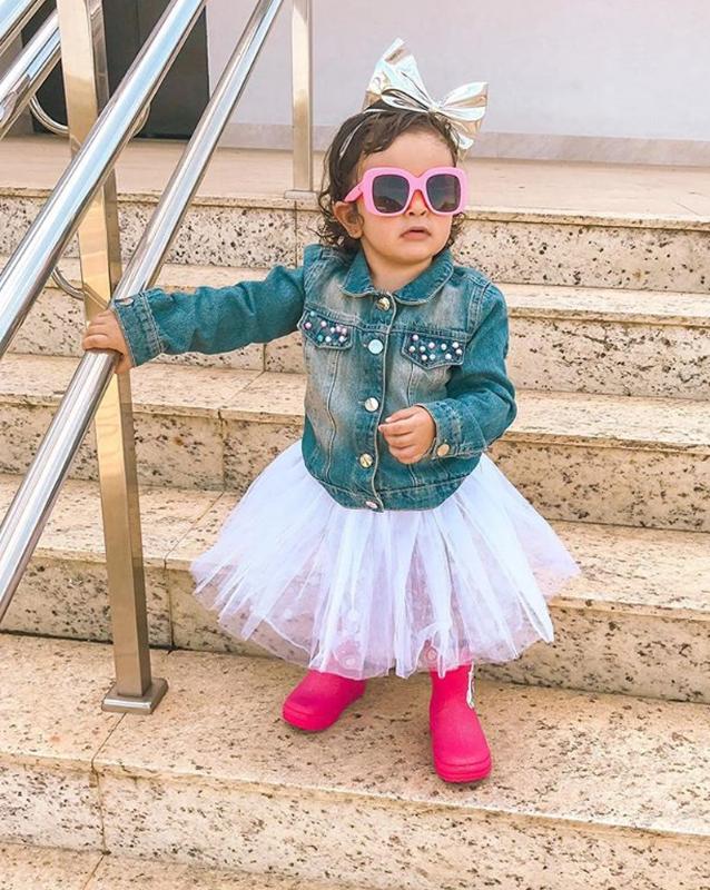 

Children Autumn Outfit, Blue Lapel Long-Sleeves Denim Jacket with Beadings Heart-Shapes Sequin Decoration for Little Girls
