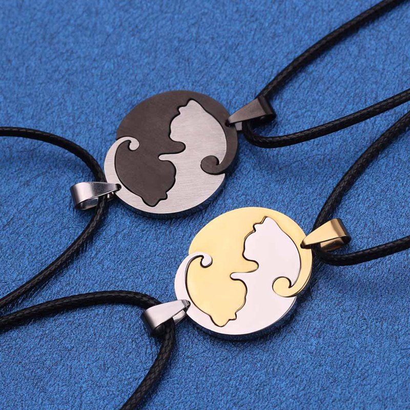 

Cute Cat Puzzle Hug Pendant Necklace Couple Necklace Jewelry Man Couple Leather Rope Chain Pair Pendant Collar