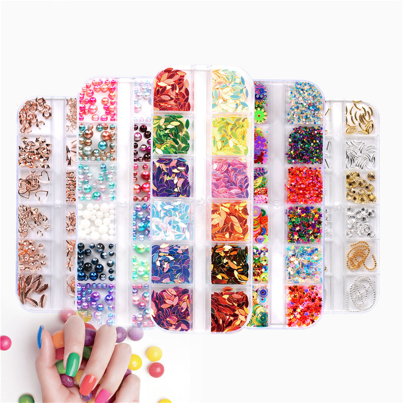 

12 Grids/Box AB Color Nail Art Rhinestone Gold Silver Clear Flat Bottom Multi-size Dried Flowers DIY Nail Art 3D Decoration