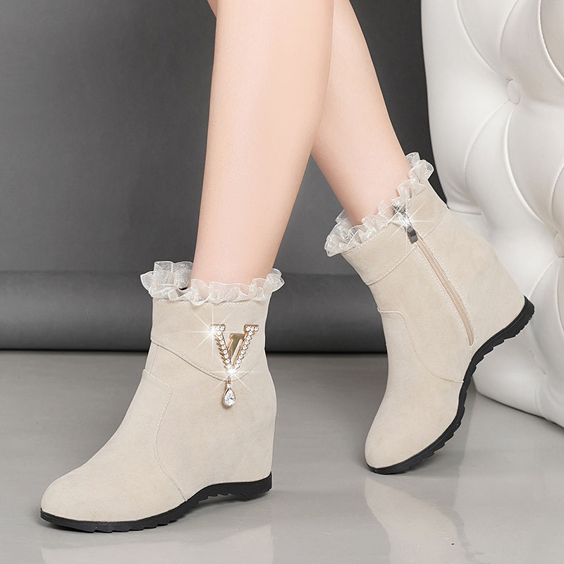 

Women Snow Boots 2020 New Winter Female Fashion Crystal 7cm Hight Increase Cotton Boots Girls Sweet Lace Ruffles Short, Beige