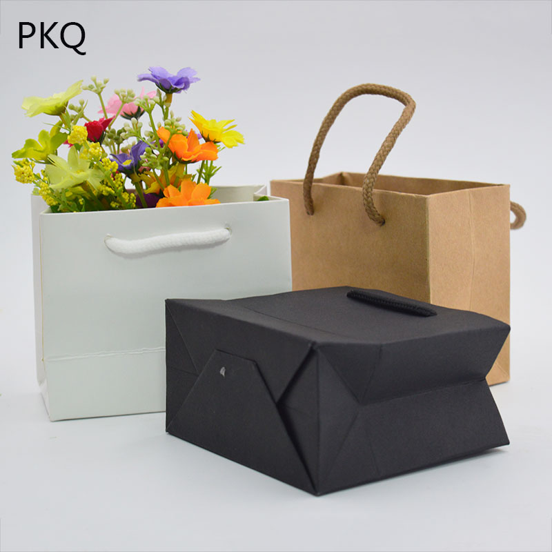 

30pcs White Kraft Paper Bag with Handle Wedding Party Favors Bag Fashionable Jewelry Gift Bags Multifunction Paper Packaging