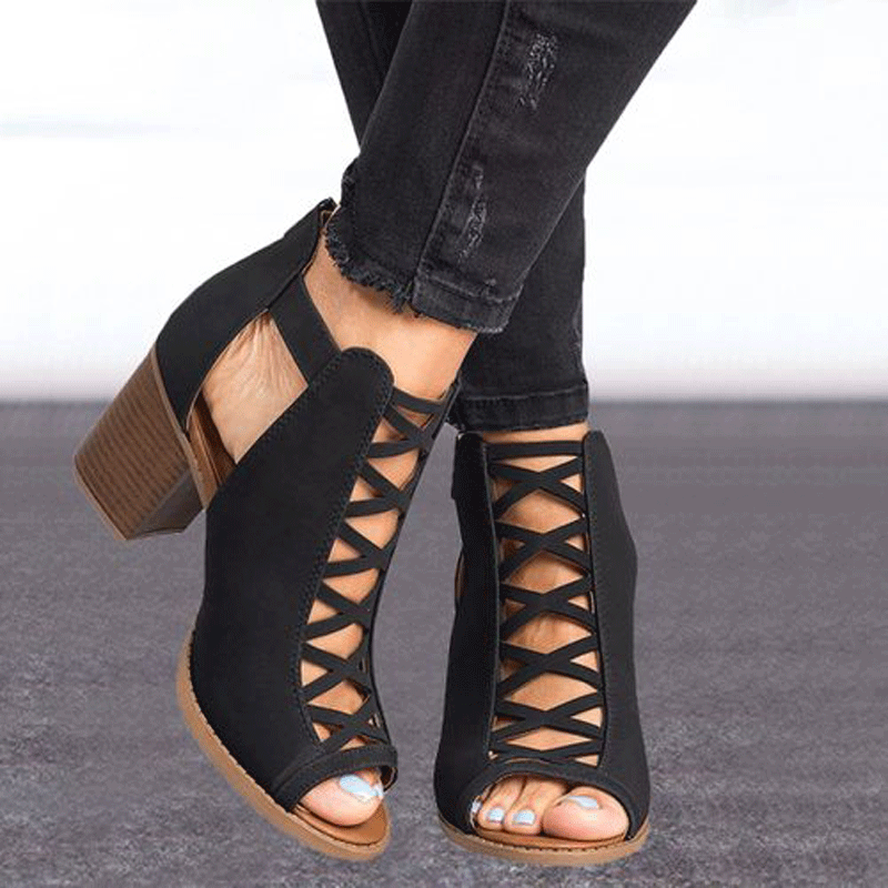

2020 summer trendy thick heel Roman fish mouth hollow buckle women's sandals one sandal, Black