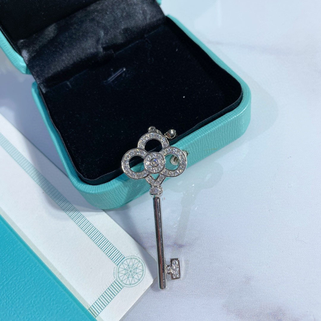 

Necklace Key Necklace S925 Sterling Silver for Female High Fashion Hot Sale Jewelry Christmas Party Birthday Gift