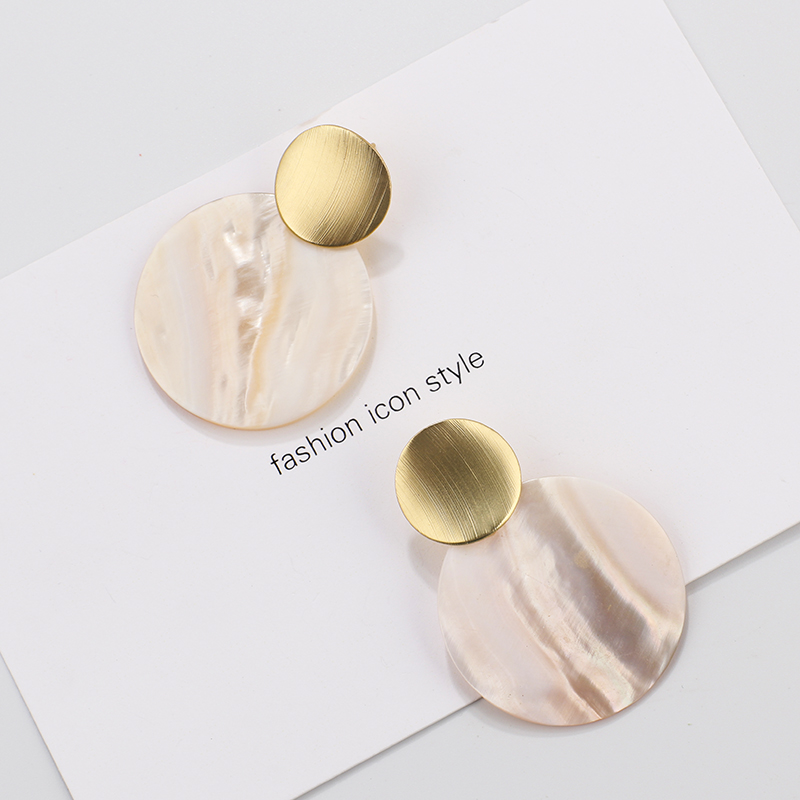 

AMORCOME Trendy Geometric Round Shell Hanging Drop Earrings Fashion Charming Statement Round Dangle Earrings For Women Oorbellen