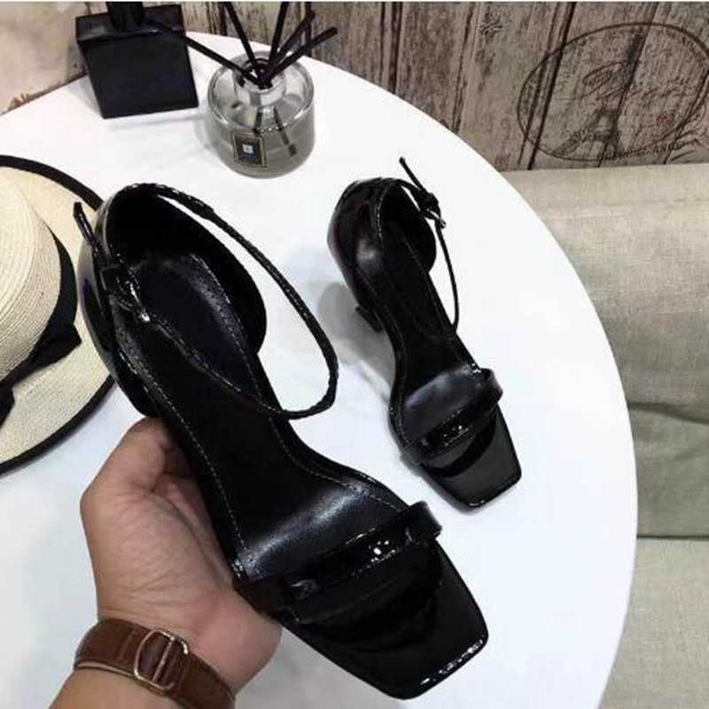 

Top quality 2020 style Patent Leather Thrill Heels Women Unique Letters Sandals Dress Wedding Shoes Sexy shoes