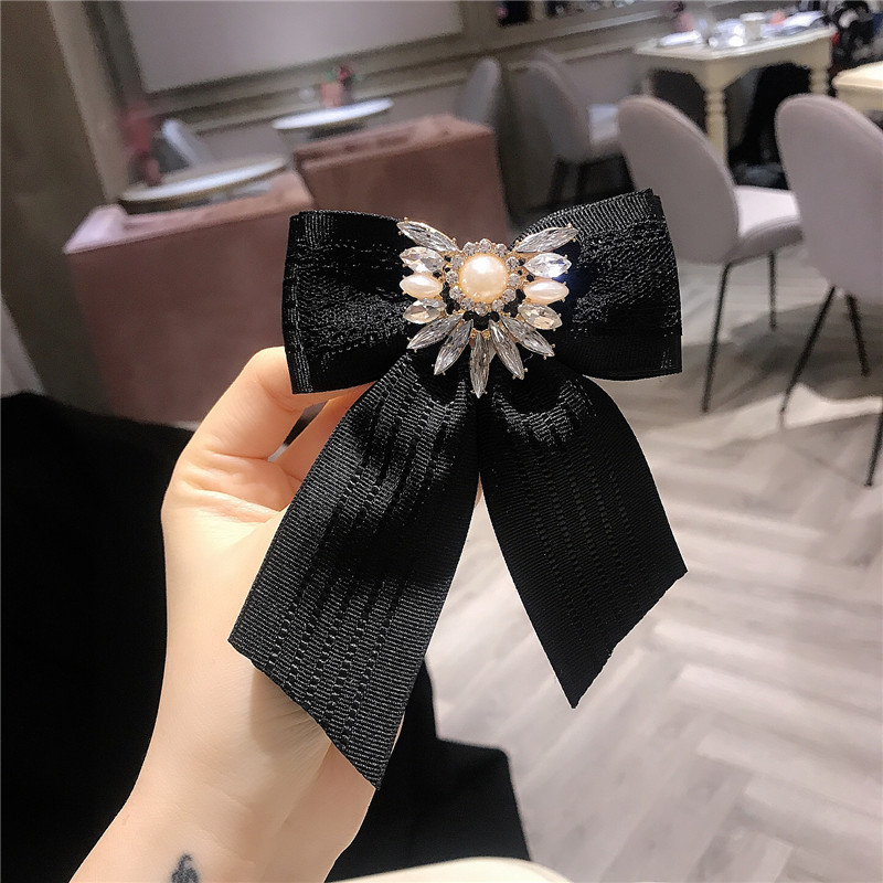 

Korean New Rhinestone Ribbon Bow Tie Brooch Luxury Wedding Dress Shirt Pins and Brooches Fashion Brooches for Women Accessories