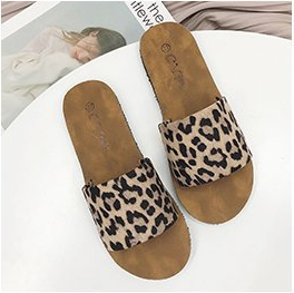 

Summer Flat Slippers Beach Round Toe Non-slip Shoes Breathable Sandals Footwears Women's Korean-style Soft Bottom Casual, Beige