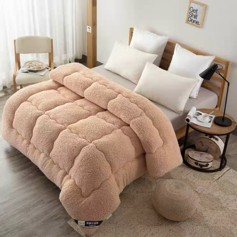 

white cotton patchwork duvets Australian lambs wool soft comforter camel quilt Thicken warm quilts winter blankets quilting, As picture