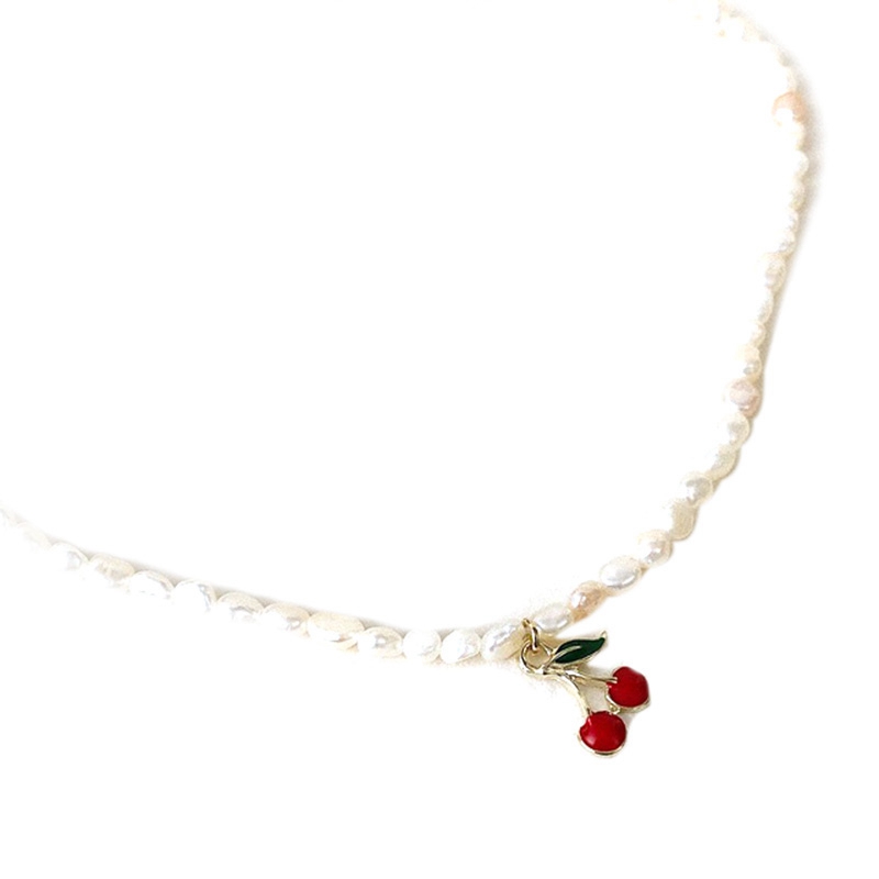 

French Wild Cherry Love Retro Natural Pearl Clavicle Chain Style Girl Wild Necklace Necklace