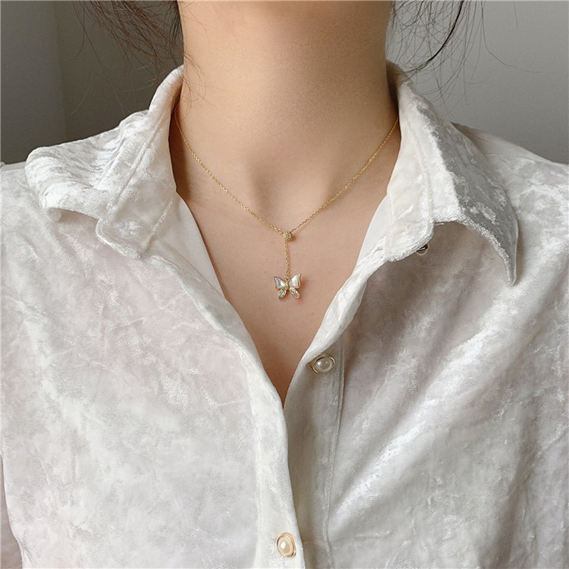 

New Trendy Shell Butterfly Modelling Pendant Chain Necklace for Women Elegant Vintage Adjustable Gold Color Metal Romantic Neckl