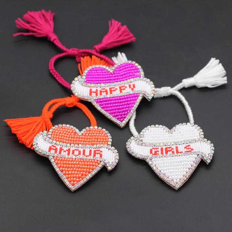 

Mizhu rhinestone heart-shaped ball bracelet Ladies beauty bracelet New fashion temperament wild dance tourism 602