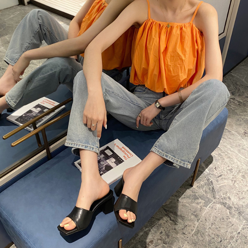 

2020 New Brand Women Slipper Summer Outdoor Sandal Square High Heel Slip On Flip Flop Elegant Women Slides Sandal, Black