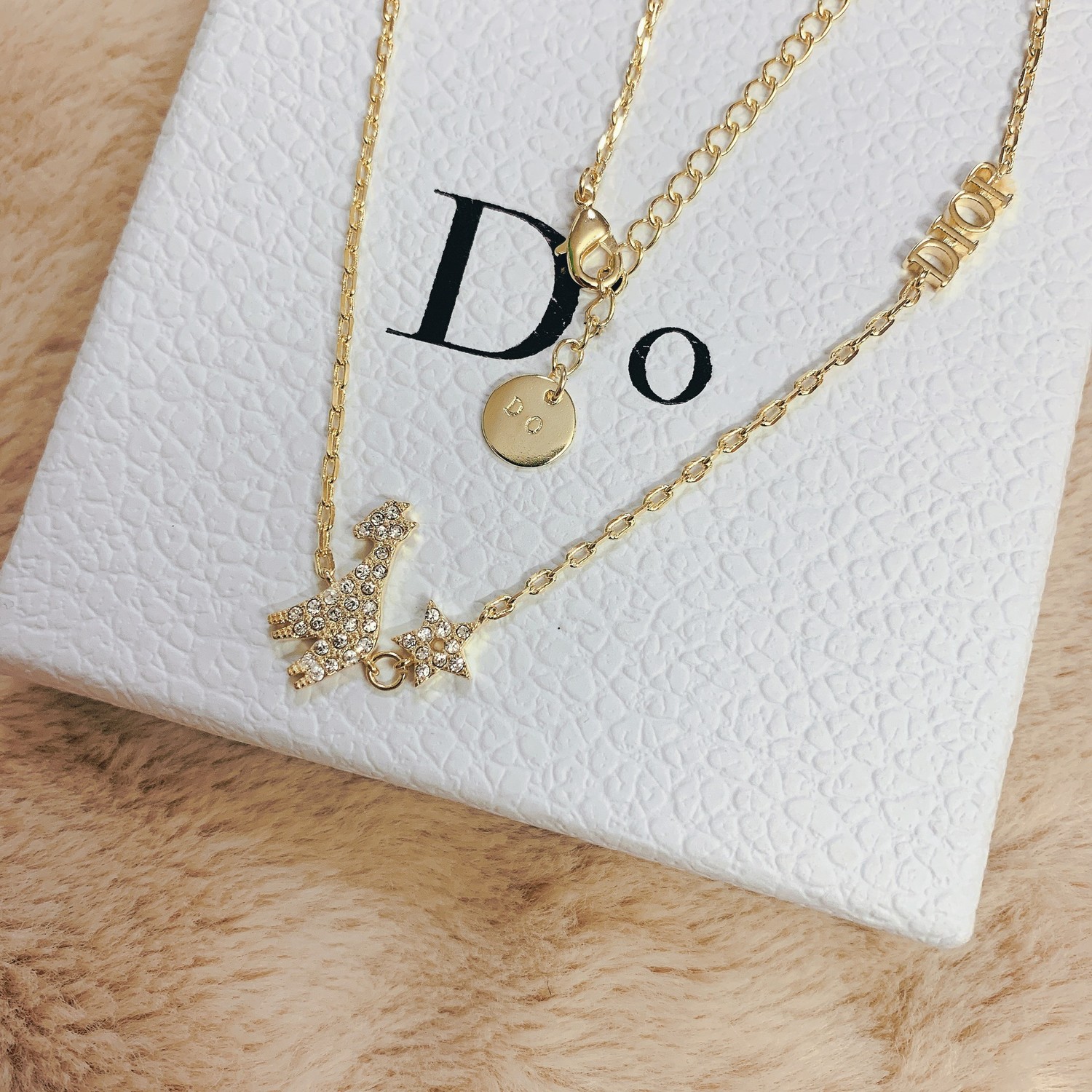 

D jiadijia 2020 new letter star giraffe crystal necklace multi-pendant pendant fairy necklace, Light gold giraffe necklace