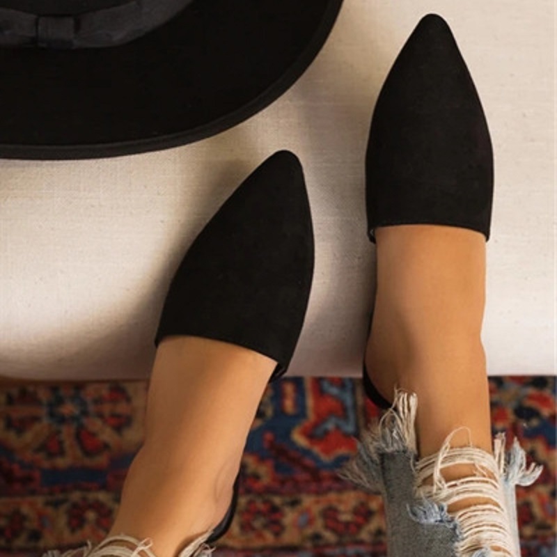 

Flat Women Slippers Summer Ladies Black Mules Shoes Sexy Leopard Pointed Toe Ladies Sandals Outdoor Female Slides Zapatos Mujer