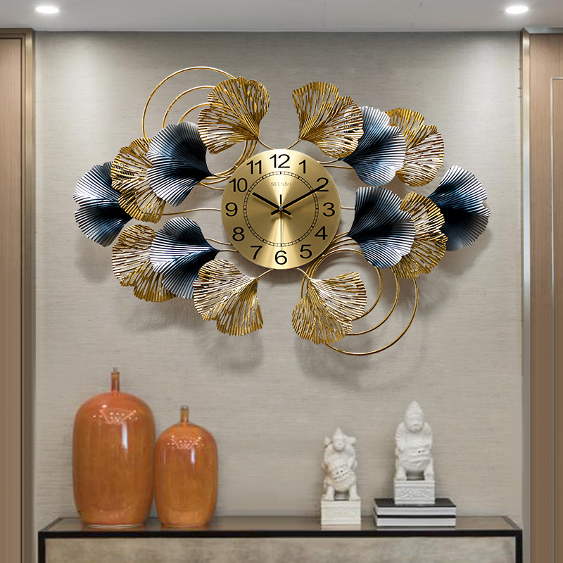 

Gold Shiny Ginkgo Leaf Wrought Iron Wall Clock Wall Hanging Decor Home Living room Mural Crafts large clock