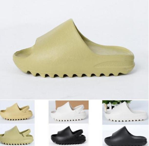 

2020 new Slipper Men Women Bone Earth Brown Desert Sand Slide Resin stylist shoes Sandals triple black Foam Runner Size 35-45