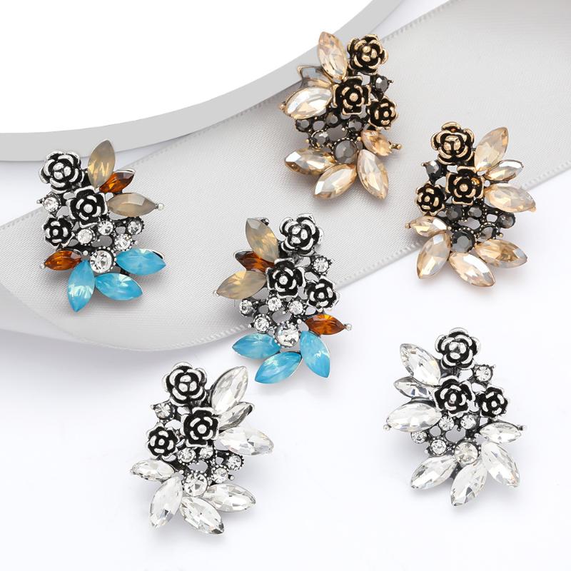 

Fashion Cool Literary Alloy Earrings Women Acrylic Rhinestone Flower Female Crystal Girls Fairy Stud Earrings Jewelry For Party