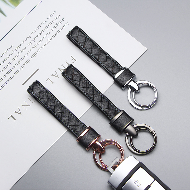 

High-Grade Hand Woven Leather Car Keychain Keyring Metal Key ring chain Men Women Car Key Holder For Bag Pendant