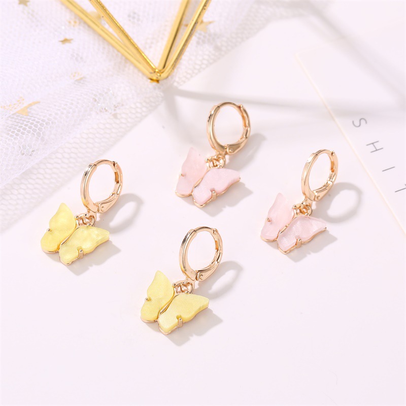 

Korean version of the new jewelry fashion color acrylic butterfly pendant earrings small fresh sweet colorful woman earrings