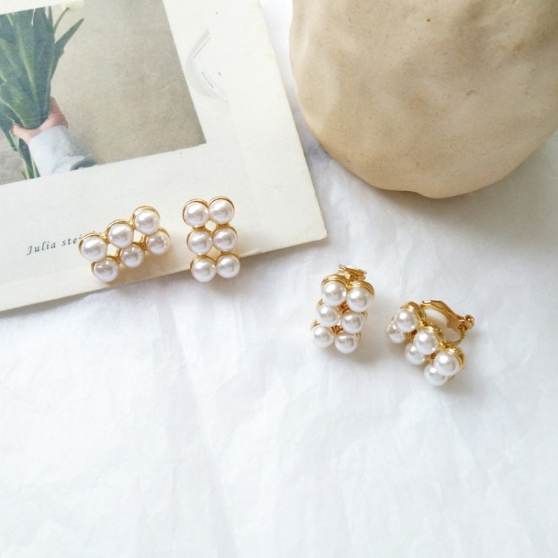 

Stud Korean Fashion Beautiful Small Imitation Pearl Earrings Women Girl Simple Temperament Ear Clip Jewelry Accessories