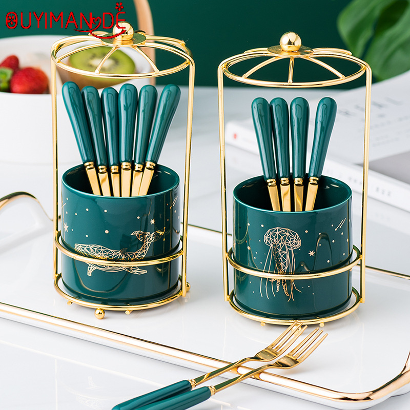 

Exquisite Emerald Fruit Fork Set Light Luxury Ceramic Stainless Steel Fork Dessert Dessert Cake Fruit Sign