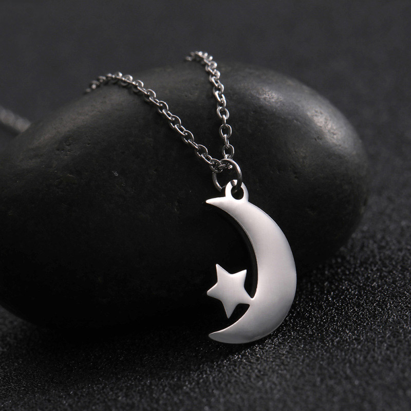 

RAINXTAR Fashion Unisex Moon Star Stainless Steel Necklaces Lady Jewelry Necklaces SSN006