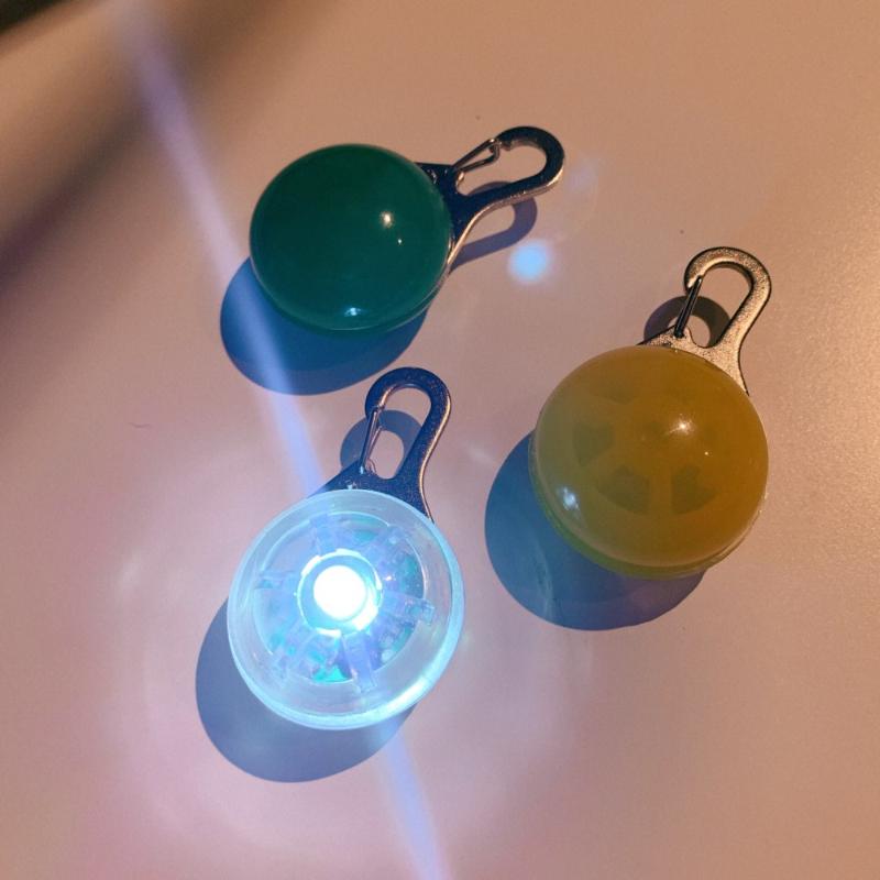 

Pet Night Safety LED Collar Dog Guide Lights Glowing Pendant Necklace Luminous Bright Glowing Collar Dog Walking Tags